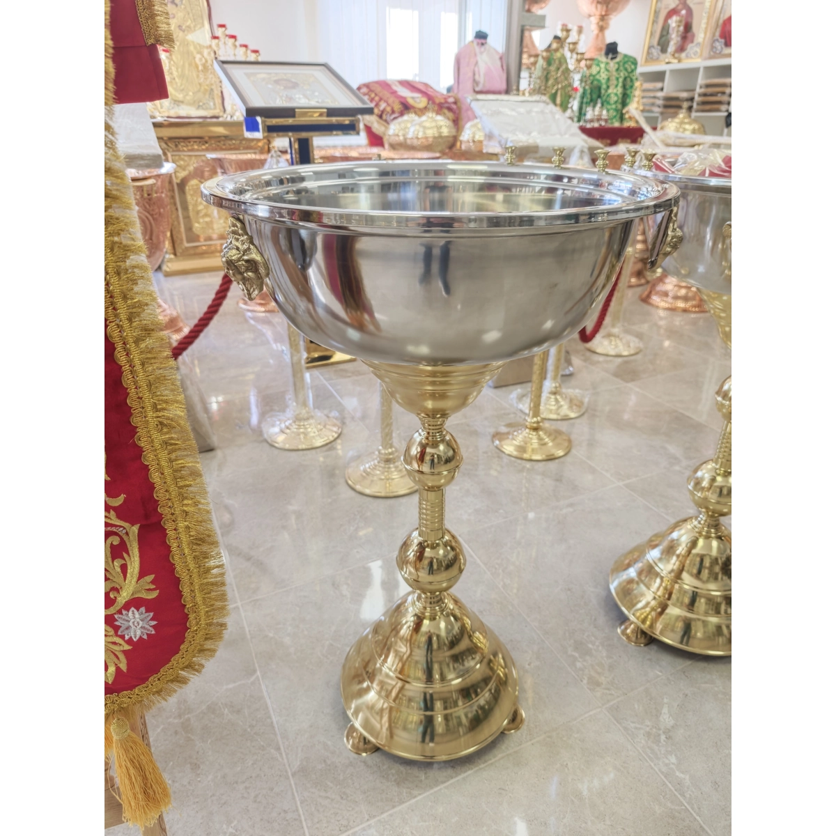 Krstionica aluminijumska